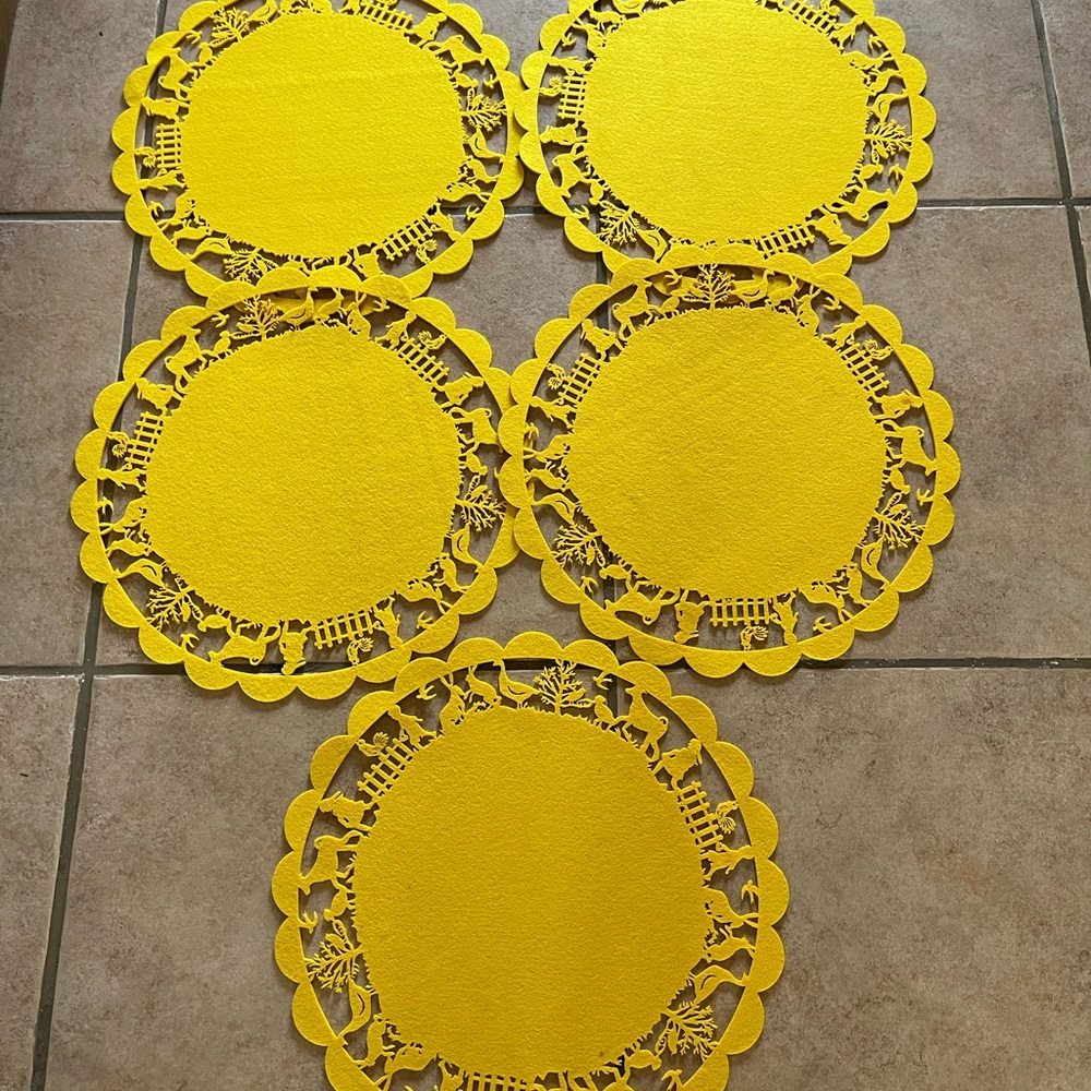 Set of 5 yellow  intricate placemats felt farm design